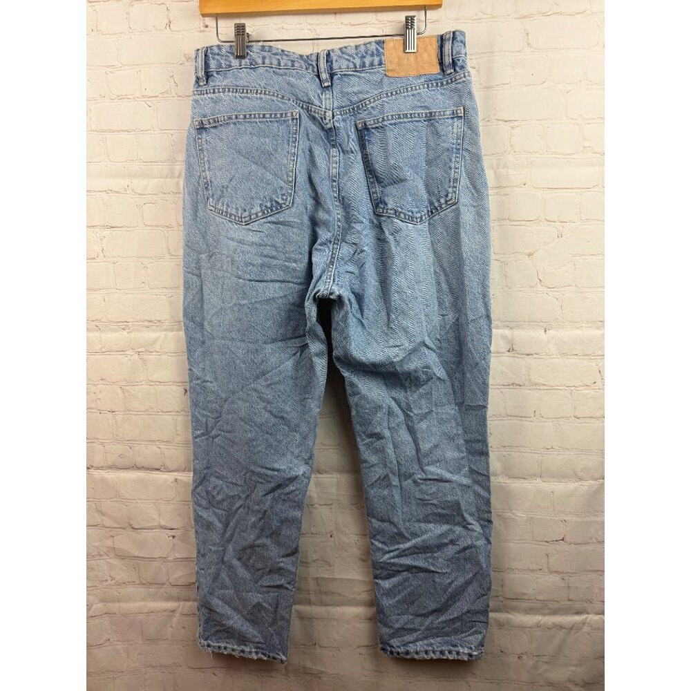 Zara Jeans Womens Size 12 Blue Light Washed  High Rise Distressed Casual Denim - Picture 2 of 10